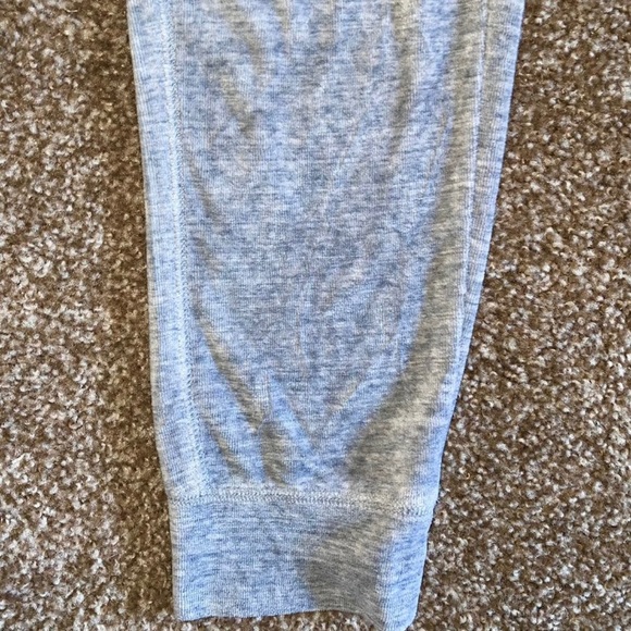 ❌SOLD❌ Lou & Grey Matching Gray Sweatsuit - Picture 3 of 8